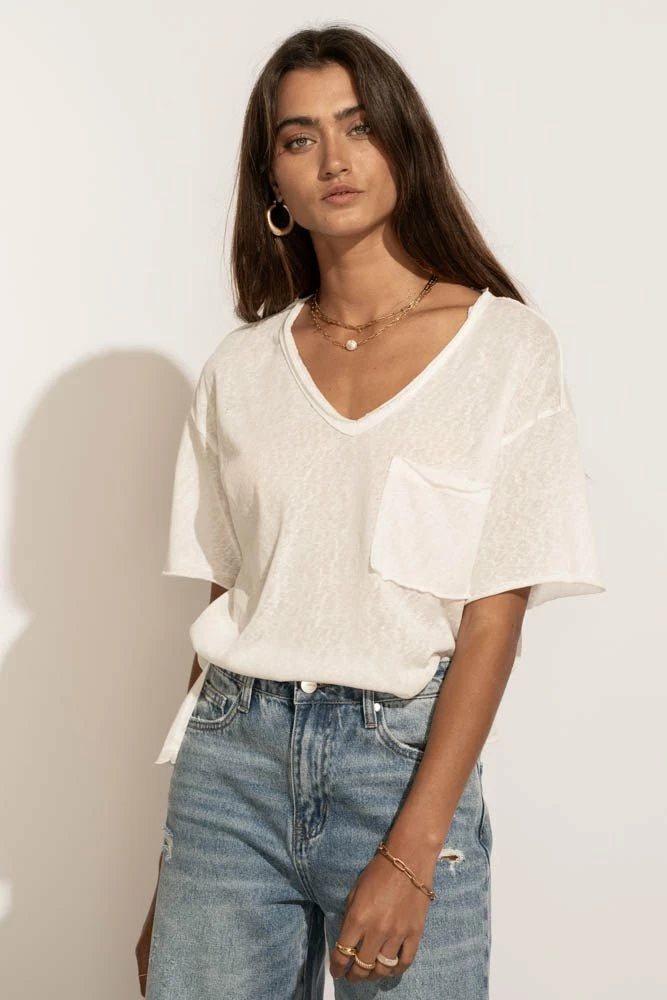 Promo ๐ LA MIEL Paula Oversized Top In White - FINAL SALE ๐ 2 LA MIEL Paula Oversized Top In White - FINAL SALE