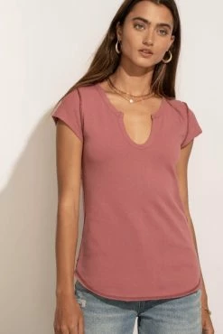 LA MIEL Tops Zoe Tee In Pink