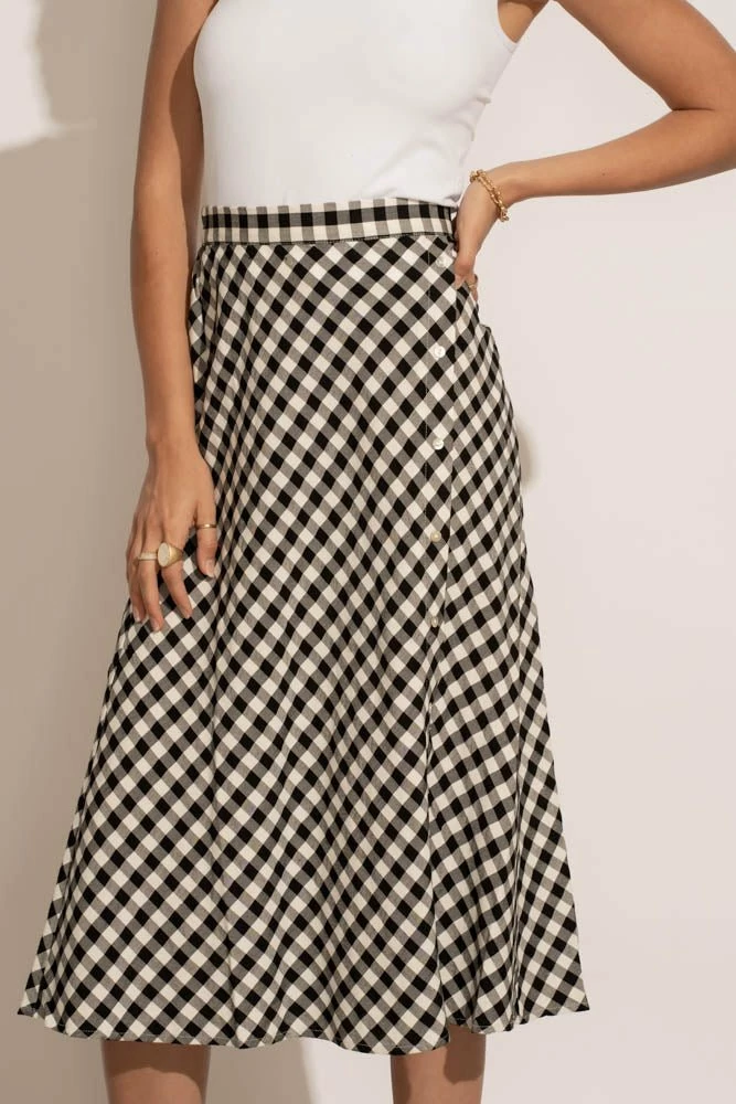 Cheap ๐ฅ Vero Moda Parker ๐ Skirt - FINAL SALE โค๏ธ 1 Vero Moda Parker Skirt - FINAL SALE