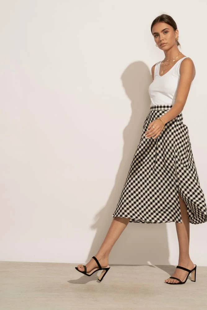 Cheap ๐ฅ Vero Moda Parker ๐ Skirt - FINAL SALE โค๏ธ 3 Vero Moda Parker Skirt - FINAL SALE