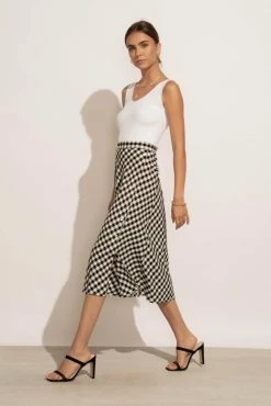 Cheap ๐ฅ Vero Moda Parker ๐ Skirt - FINAL SALE โค๏ธ 10 Vero Moda Parker Skirt - FINAL SALE