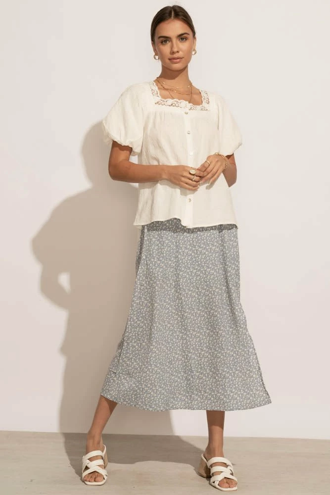 Budget π PROMESA Kate Floral π Skirt - FINAL SALE β¨ 3 PROMESA Kate Floral Skirt - FINAL SALE