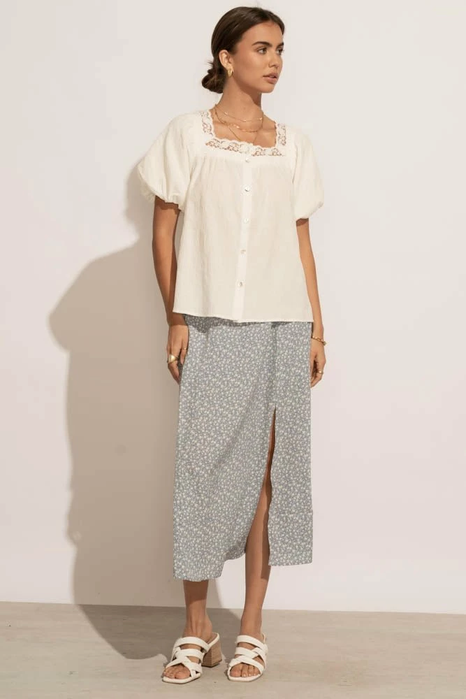 Budget π PROMESA Kate Floral π Skirt - FINAL SALE β¨ 1 PROMESA Kate Floral Skirt - FINAL SALE