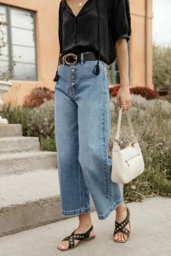 FREE SOUL/MIRACLE MILE Kylie Sandals In Black - FINAL SALE