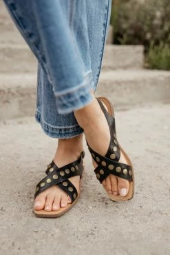 FREE SOUL/MIRACLE MILE Kylie Sandals In Black - FINAL SALE