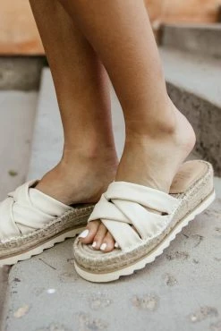 FREE SOUL/MIRACLE MILE Shoes Rebel Espadrilles In Beige
