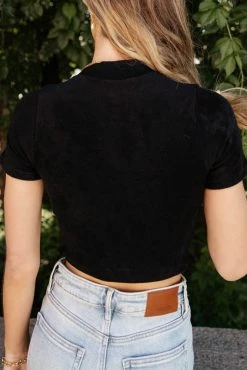 DYNAMIC FASHION Malia Cropped Top In Black - FINAL SALE