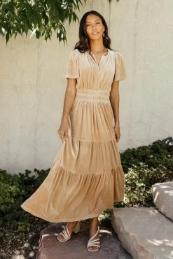 New π SEE AND BE SEEN Marlowe Velvet π Dress In Champagne β¨ 12 SEE AND BE SEEN Marlowe Velvet Dress In Champagne