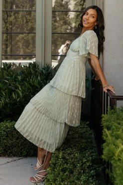 Top 10 π WELLMADE INC π Dresses Hallie Midi π Dress In Sage π 15 WELLMADE INC Dresses Hallie Midi Dress In Sage