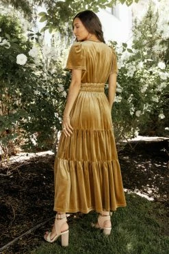 Buy π SEE AND BE SEEN π Dresses Marlowe Velvet π Dress In Gold π 9 SEE AND BE SEEN Dresses Marlowe Velvet Dress In Gold