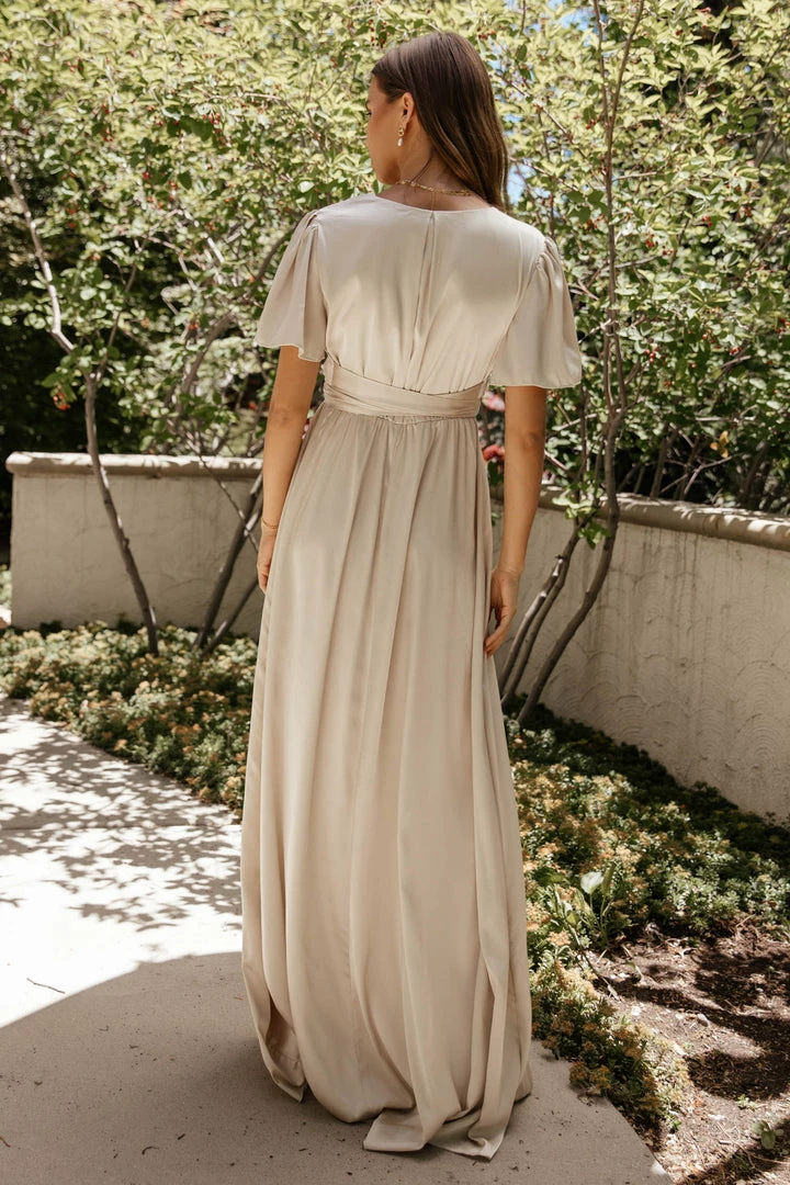 Best Sale π₯ RICARICA Everleigh Maxi π Dress In Champagne π₯° 5 RICARICA Everleigh Maxi Dress In Champagne