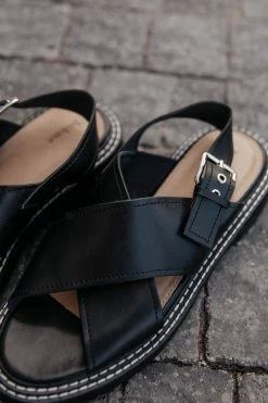 BEAST FASHION Shoes Millie Sandals In Black