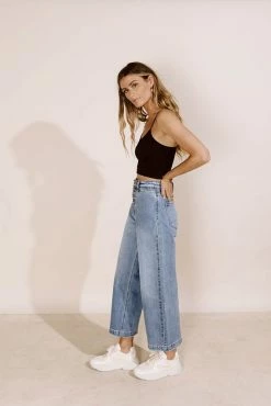 DYNAMIC FASHION Talah Ribbed Tank Top In Black Tops