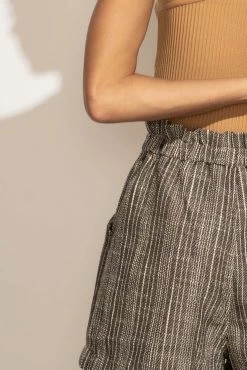 Budget ๐ฏ DOE&RAE Bridget Paperbag Shorts - FINAL SALE ๐งจ 15 DOE&RAE Bridget Paperbag Shorts - FINAL SALE