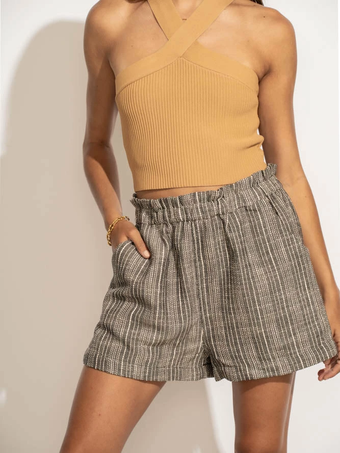 Budget ๐ฏ DOE&RAE Bridget Paperbag Shorts - FINAL SALE ๐งจ 11 DOE&RAE Bridget Paperbag Shorts - FINAL SALE