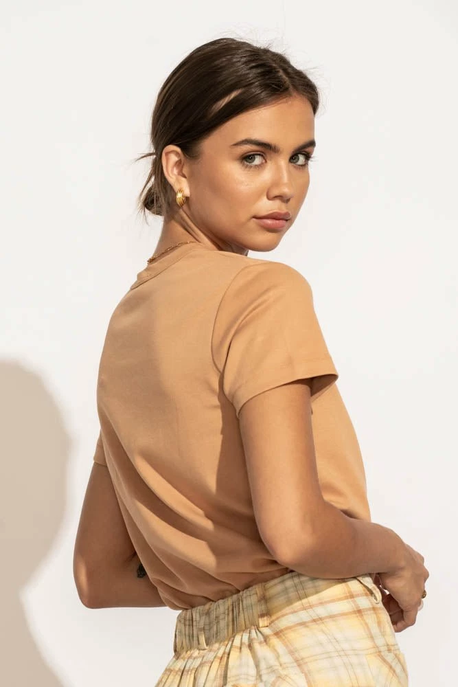 Best reviews of ๐ WORUI Mckenna Tee ๐ Shirt In Tan ๐ 1 WORUI Mckenna Tee Shirt In Tan