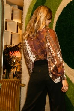 Flying Tomato Benji Button Down