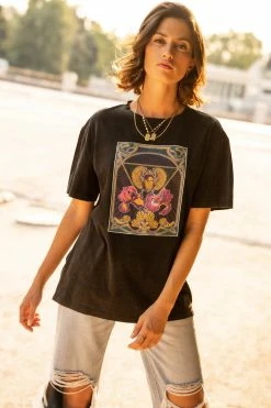 Outlet β€οΈ WORUI Scarab Graphic Tee - FINAL SALE π₯ 9 WORUI Scarab Graphic Tee - FINAL SALE