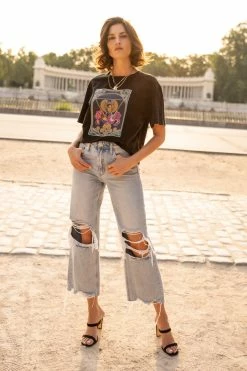 Outlet β€οΈ WORUI Scarab Graphic Tee - FINAL SALE π₯ 8 WORUI Scarab Graphic Tee - FINAL SALE