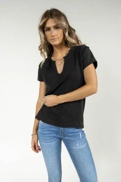 WORUI Tops Marissa Tee In Black