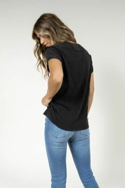 WORUI Tops Marissa Tee In Black