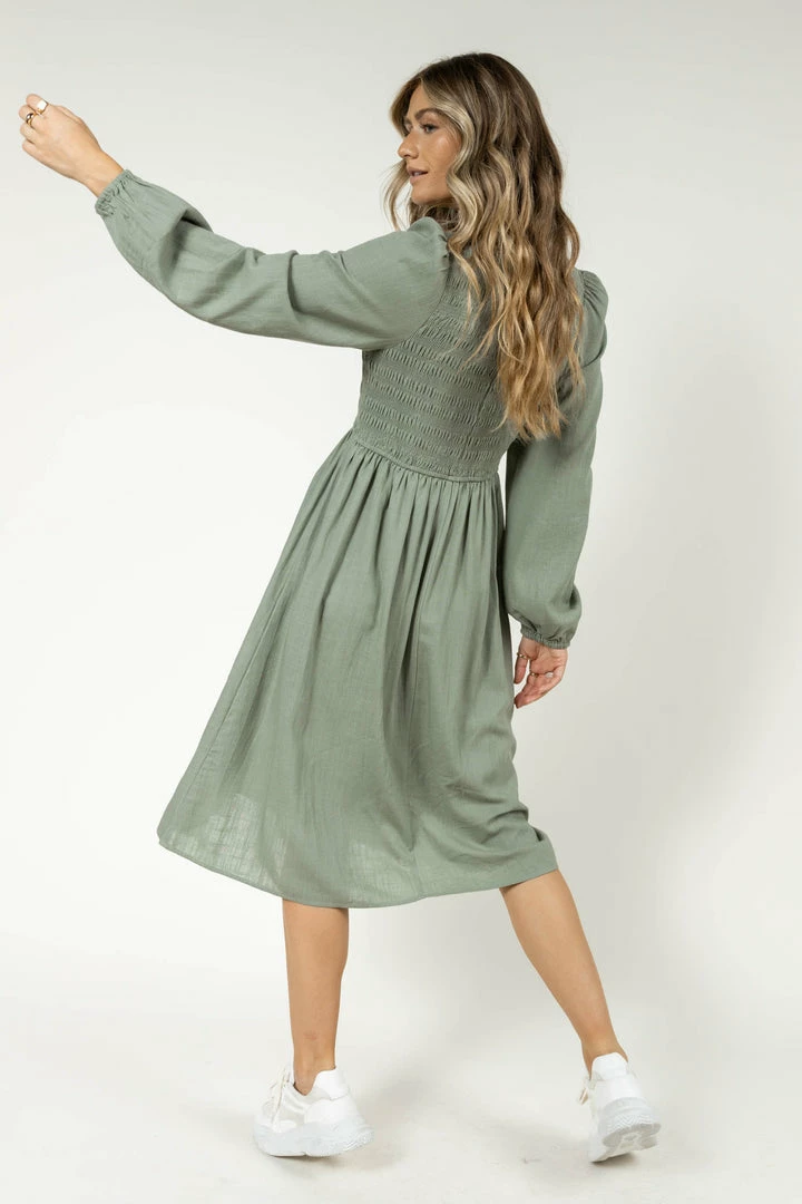 Best Sale π― AARON & AMBER Ainsley Midi π Dress In Sage - FINAL SALE π 6 AARON & AMBER Ainsley Midi Dress In Sage - FINAL SALE