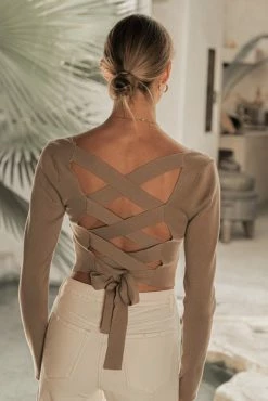 Discount π₯ LE LIS Tops Nadia Tie Back Top In Mocha - FINAL SALE π 8 LE LIS Tops Nadia Tie Back Top In Mocha - FINAL SALE