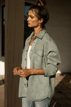 Best reviews of ๐ VEVERET Faux Suede Shacket - FINAL SALE ๐ฅฐ 12 VEVERET Faux Suede Shacket - FINAL SALE