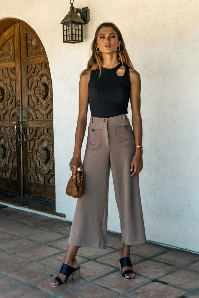 Flash Sale 🤩 SINA Addison Tank Top In Olive - FINAL SALE 🛒 8 SINA Addison Tank Top In Olive - FINAL SALE