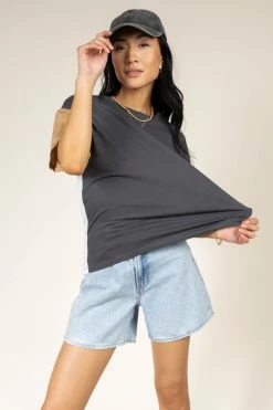 Tres Bien Tops Brenna Tee In Black