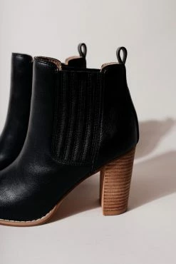 FREE SOUL/MIRACLE MILE Finley Heeled Boots In Black - FINAL SALE