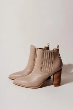 FREE SOUL/MIRACLE MILE Finley Heeled Boots In Black - FINAL SALE