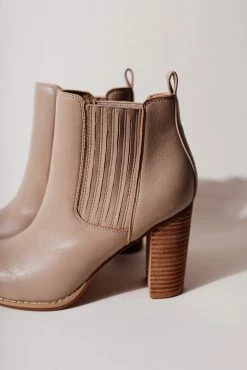 FREE SOUL/MIRACLE MILE Finley Heeled Boots In Black - FINAL SALE