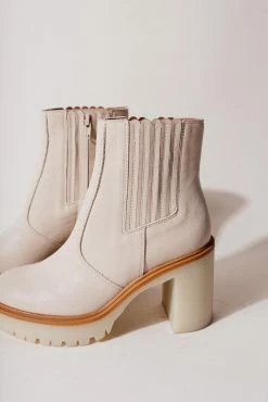 FREE SOUL/MIRACLE MILE Shoes Anastasia Platform Boots In Beige