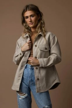 Best Pirce 🔔 LOVE TREE Brinkley Shacket In Oatmeal - FINAL SALE 👏 7 LOVE TREE Brinkley Shacket In Oatmeal - FINAL SALE