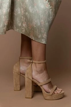 FREE SOUL/MIRACLE MILE Raelynn Heels In Beige Shoes