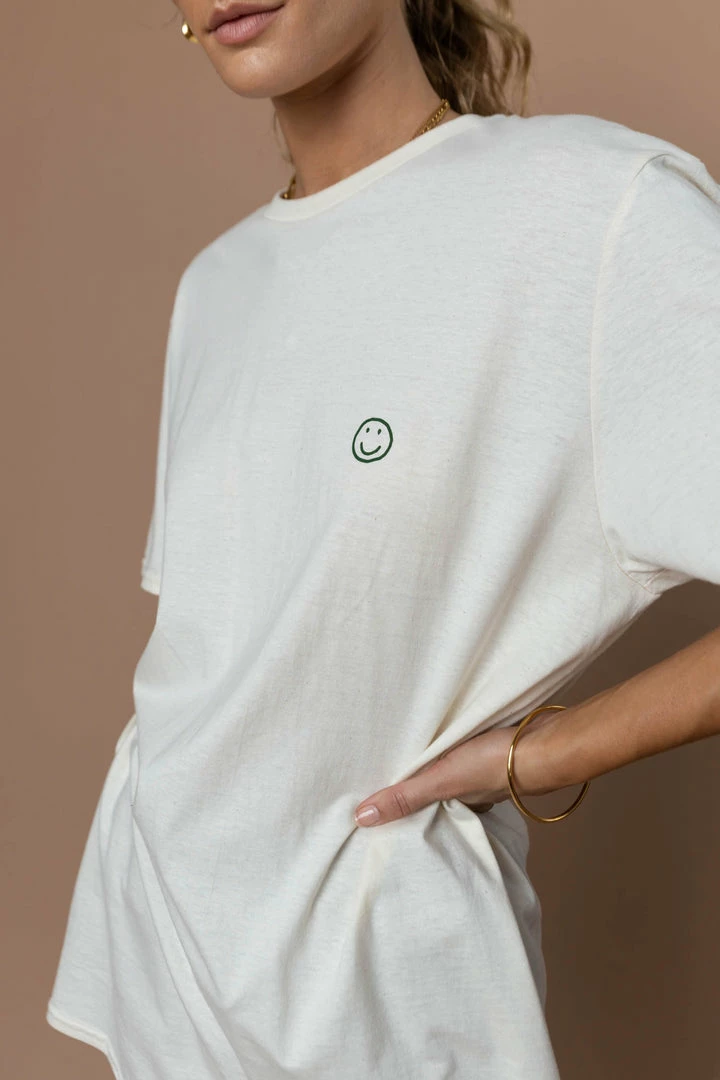 Cheap ⭐ SWEET CLAIRE Smiley Graphic Tee In Cream - FINAL SALE ❤️ 1 SWEET CLAIRE Smiley Graphic Tee In Cream - FINAL SALE