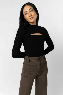 WELLMADE INC Carly Ribbed Top In Black - FINAL SALE