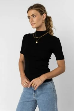 Be Cool Manufacture Angelina Top In Black Tops