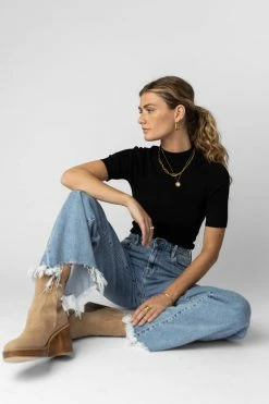 Be Cool Manufacture Angelina Top In Black Tops