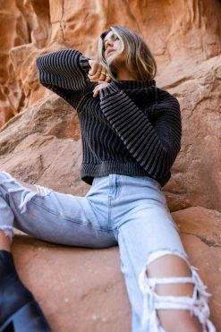 SINA Tops Olympe Cable-Knit Sweater In Black