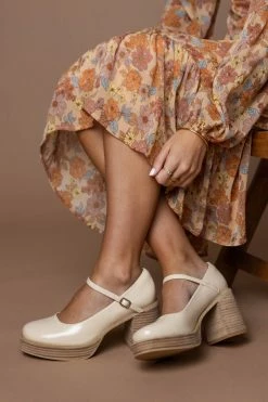 FREE SOUL/MIRACLE MILE Jennifer Heels In Beige