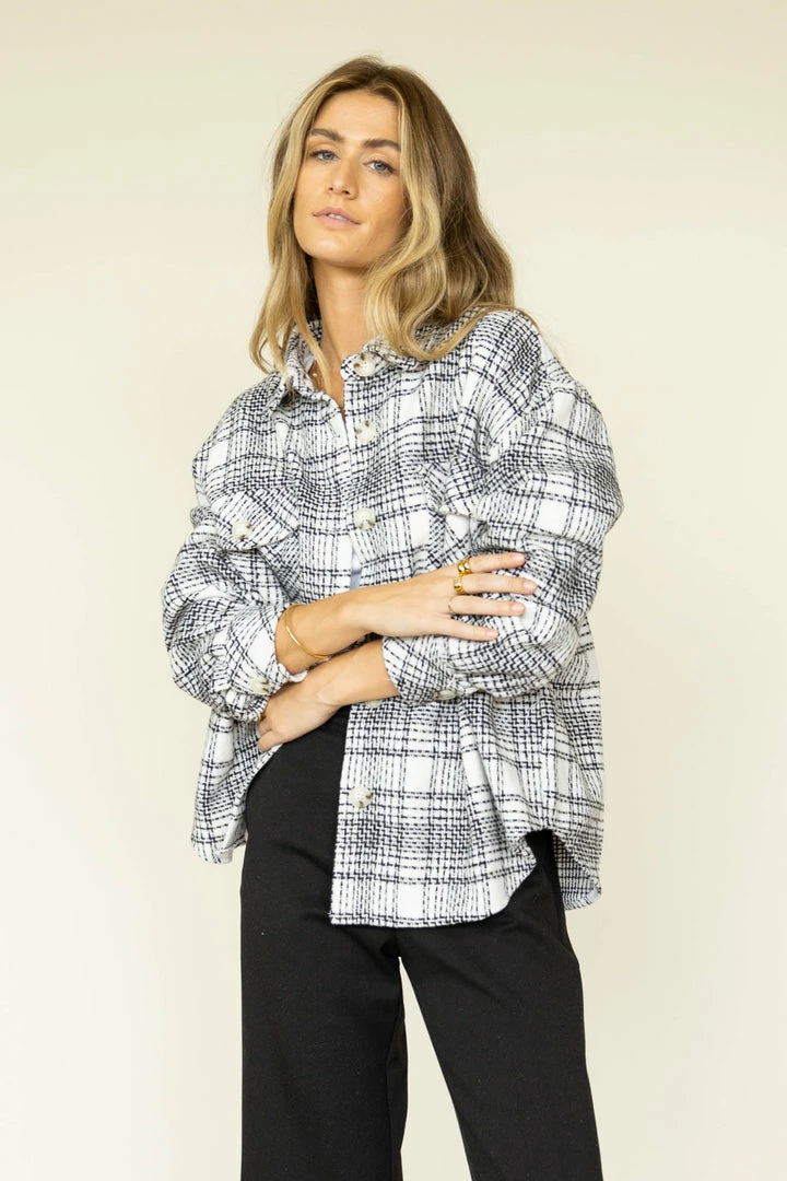 Outlet ๐งจ LIME N CHILI Flynn Shacket โ 6 LIME N CHILI Flynn Shacket