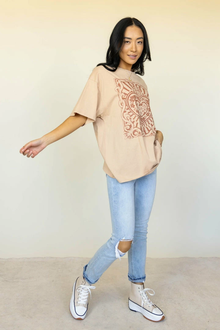 Cheap ๐ฏ WELLMADE INC Follow Your Heart Tee - FINAL SALE ๐งจ 2 WELLMADE INC Follow Your Heart Tee - FINAL SALE