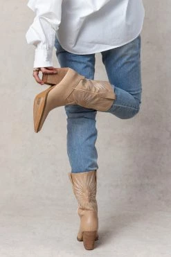 FREE SOUL/MIRACLE MILE Emersyn Boots In Beige Shoes