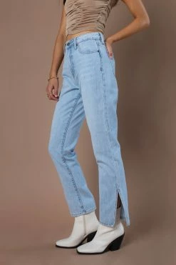 Coupon ✨ DENIM ONE Tinsley Straight Leg Denim 👖 Jeans 🌟 8 DENIM ONE Tinsley Straight Leg Denim Jeans