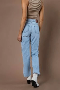 Coupon ✨ DENIM ONE Tinsley Straight Leg Denim 👖 Jeans 🌟 9 DENIM ONE Tinsley Straight Leg Denim Jeans