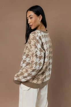 Top 10 π― MITTO SHOP Tops Billie Houndstooth Sweater - FINAL SALE π₯ 7 MITTO SHOP Tops Billie Houndstooth Sweater - FINAL SALE