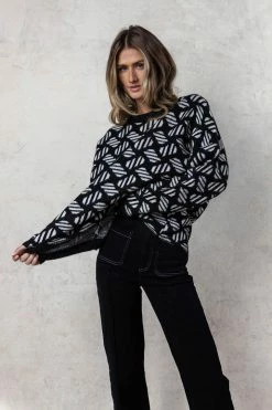 DREAMERS BY DEBUT Dante Sweater - FINAL SALE