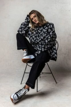 DREAMERS BY DEBUT Dante Sweater - FINAL SALE